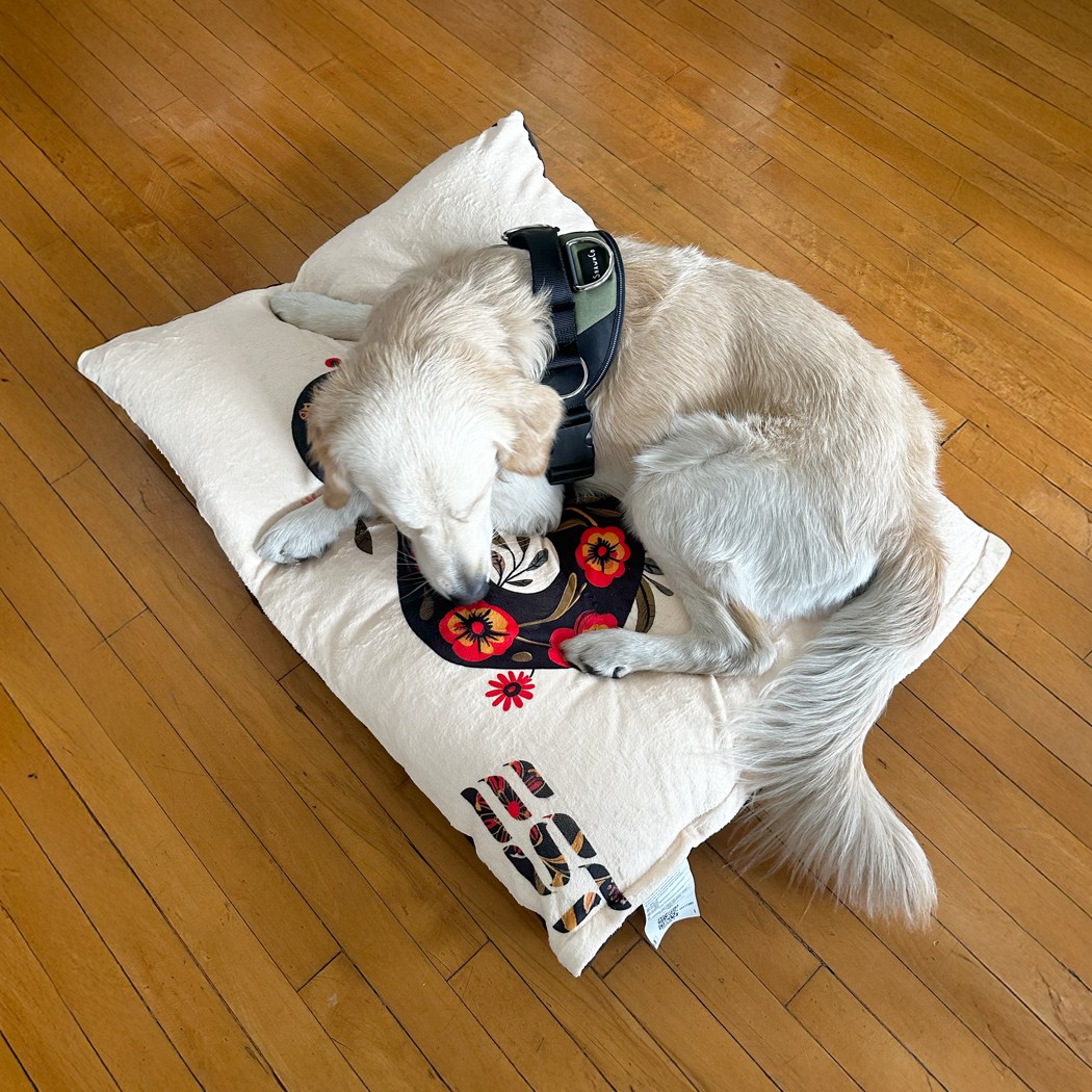 EST Floral Year of the Snake Outdoor Pet Bed